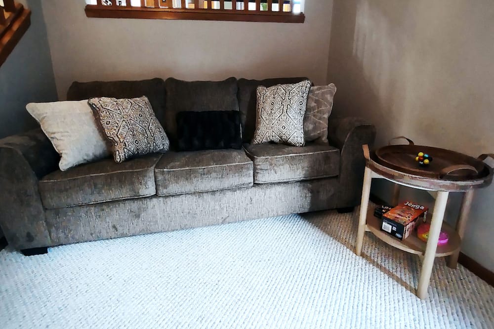 Photo of Livingroom in Loves Park