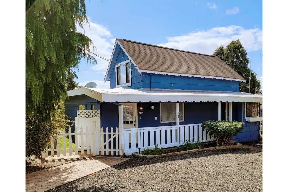 Photo of Outdoor in Kingston