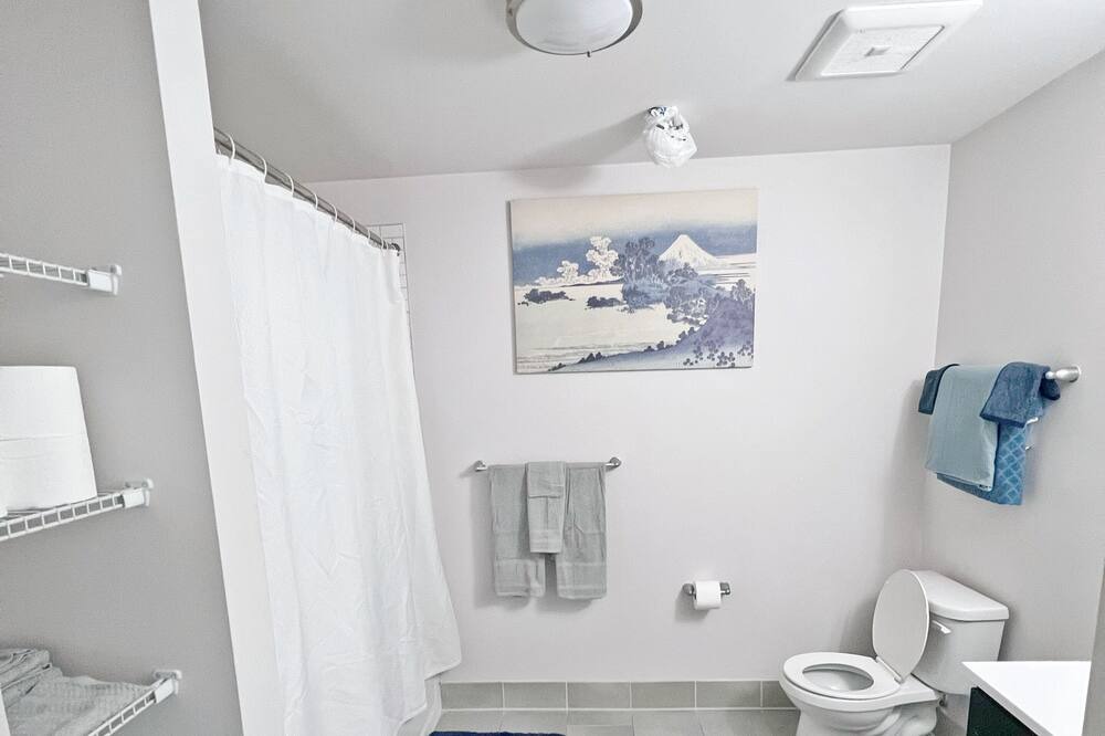 Photo of Bathroom in West Orange