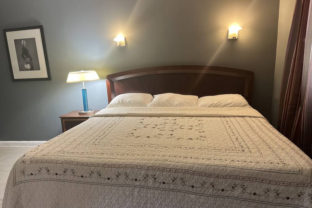 Photo of Bedroom in Blackwood