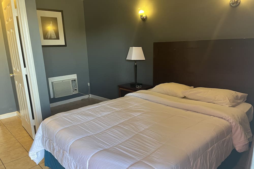 Photo of Bedroom in Blackwood