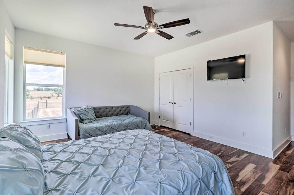 Photo of Bedroom in McDade