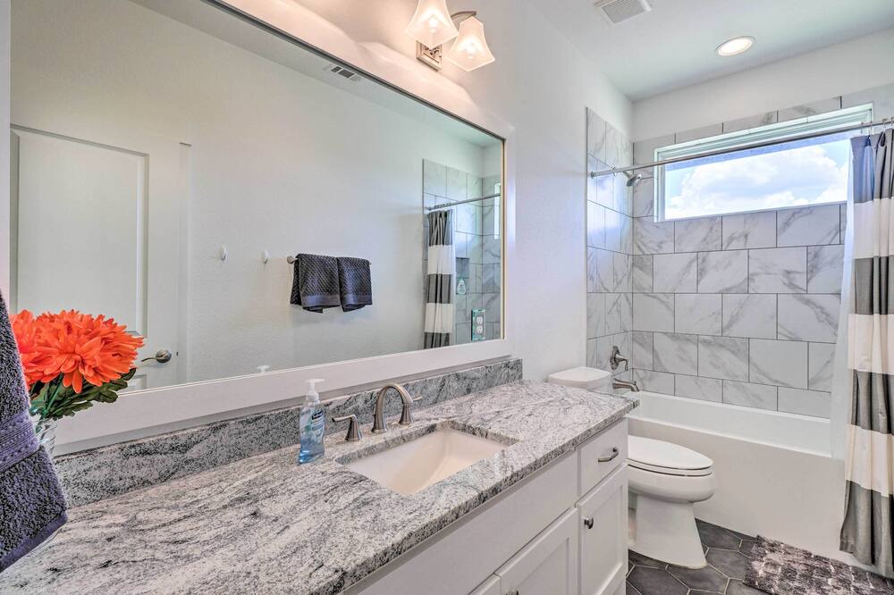 Photo of Bathroom in McDade