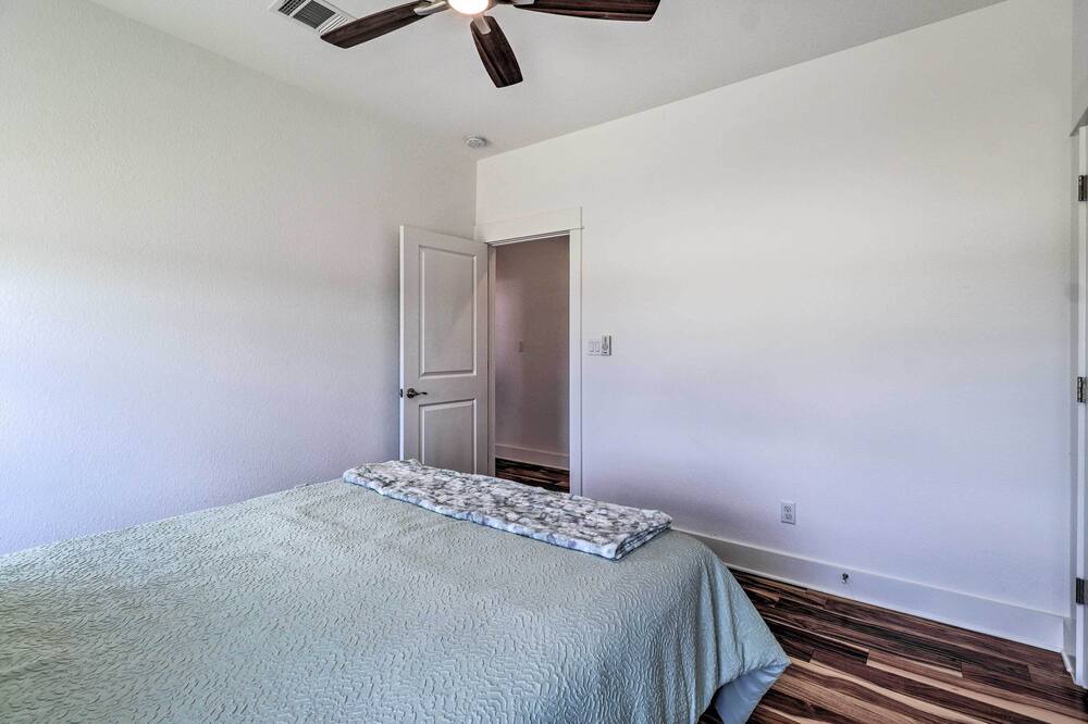 Photo of Bedroom in McDade