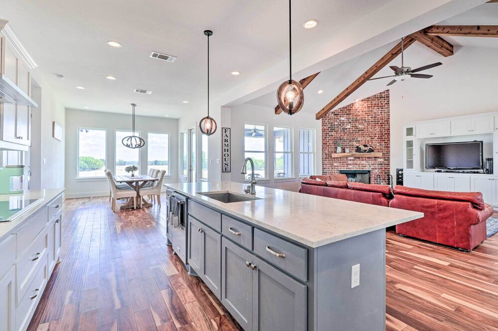 Photo of Kitchen in McDade