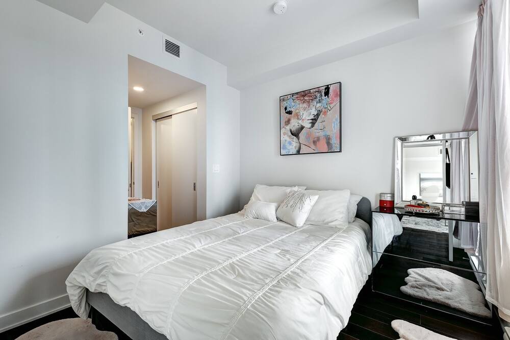 Photo of Bedroom in Downtown Montreal