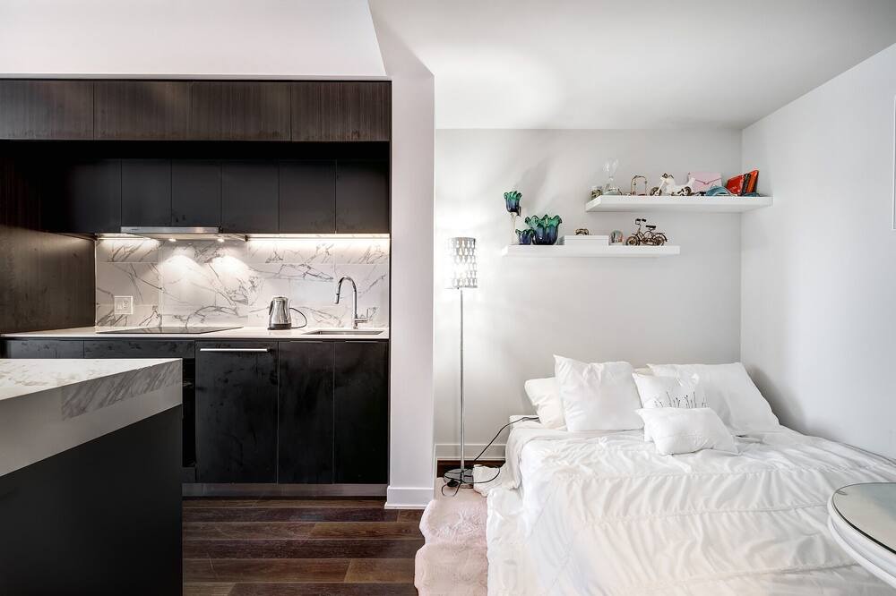 Photo of Bedroom in Downtown Montreal
