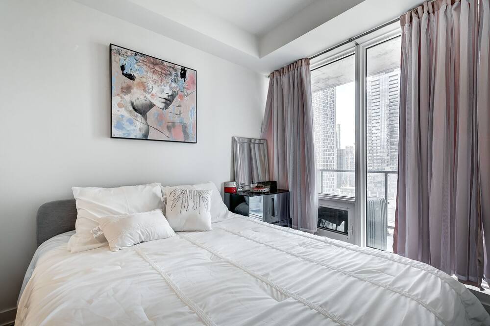 Photo of Bedroom in Downtown Montreal