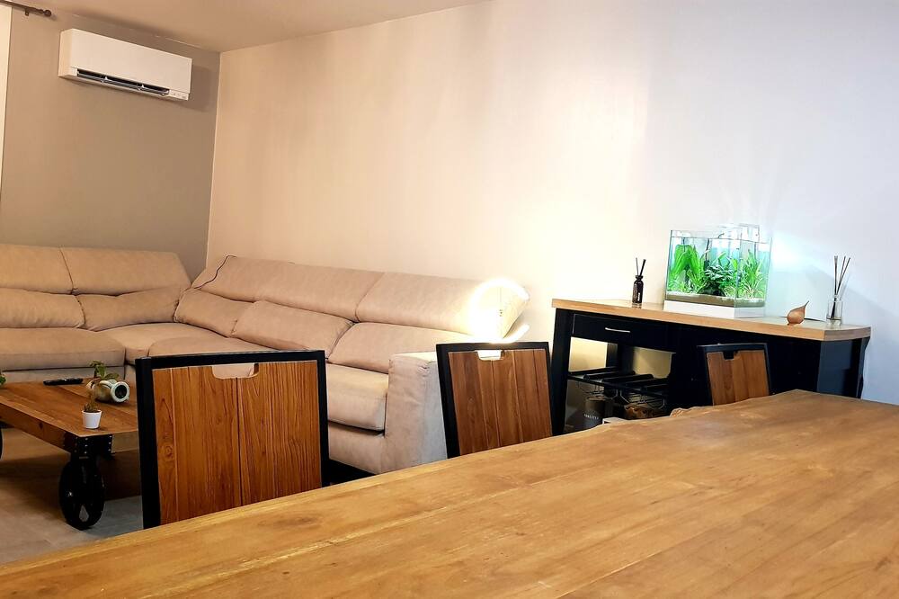 Photo of Livingroom in Marignane