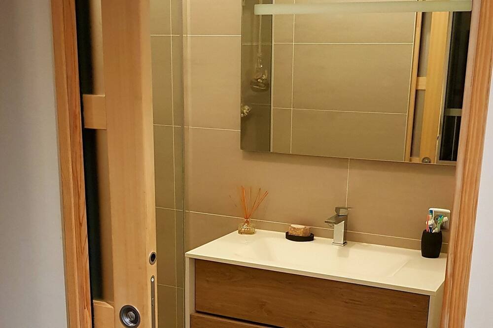 Photo of Bathroom in Marignane
