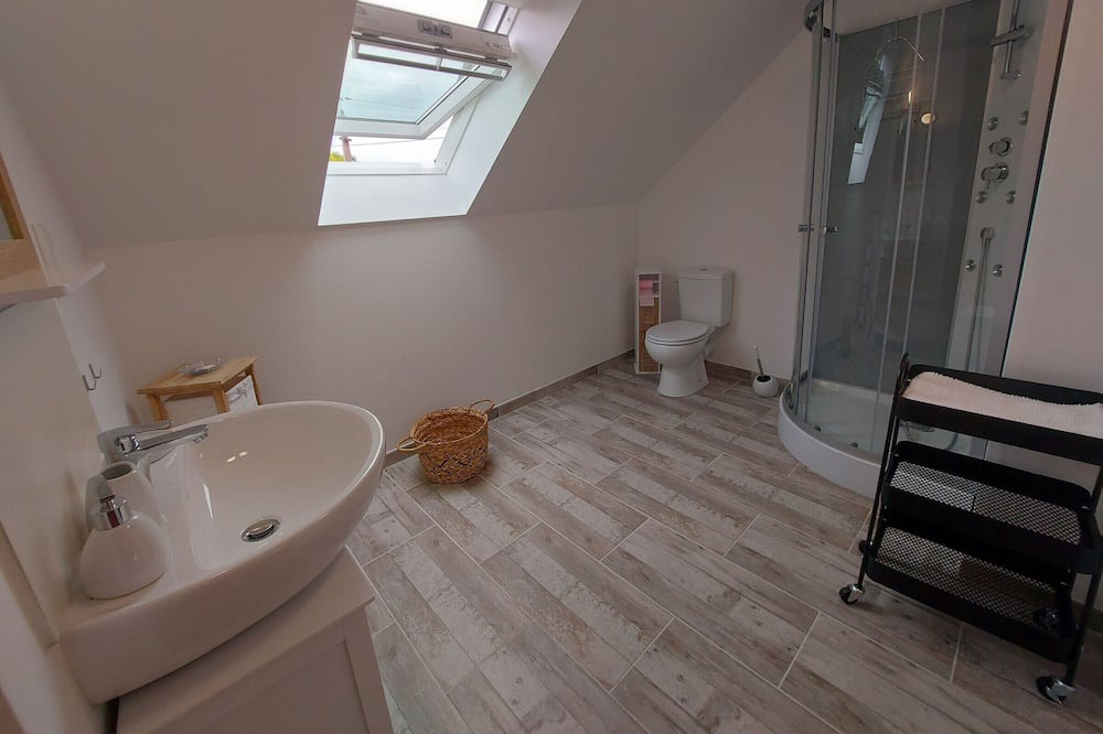 Photo of Bathroom in Vaiges