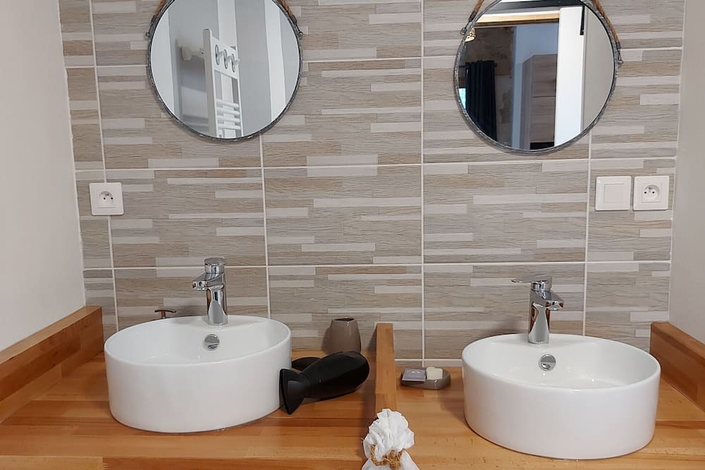 Photo of Others in Vaiges