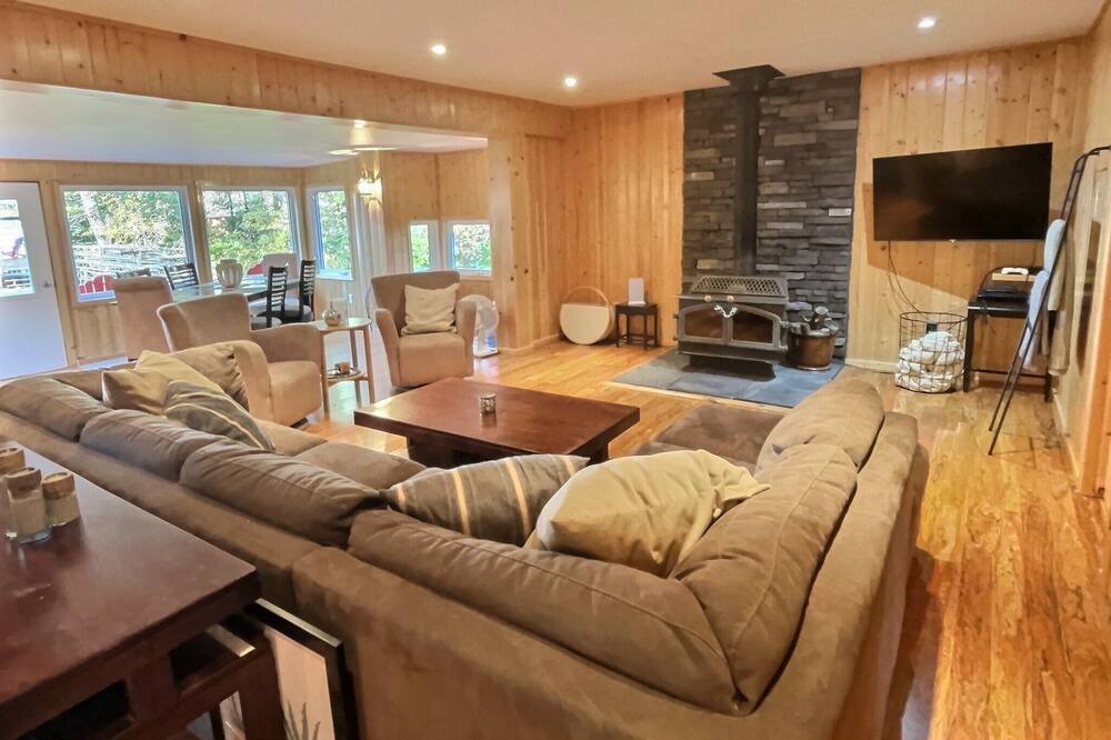 Photo of Bedroom in Beaconia