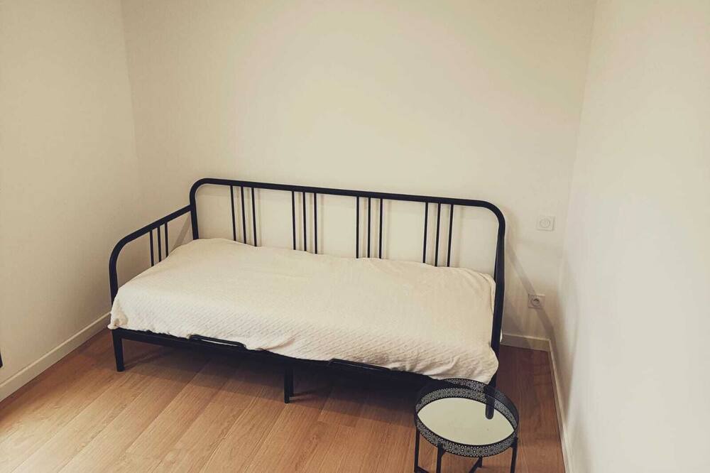 Photo of Bedroom in Paulhan