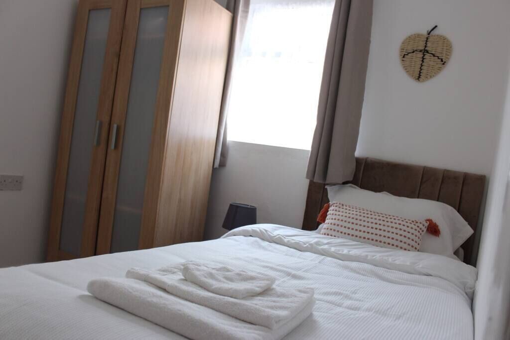 Photo of Others in Eltham West