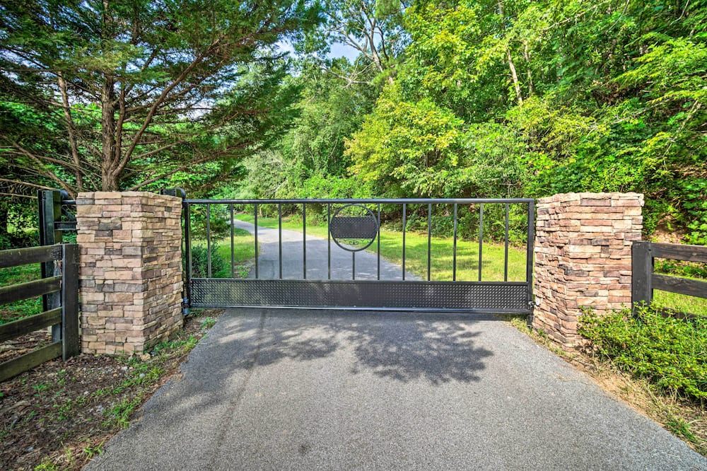 Photo of Others in Centre