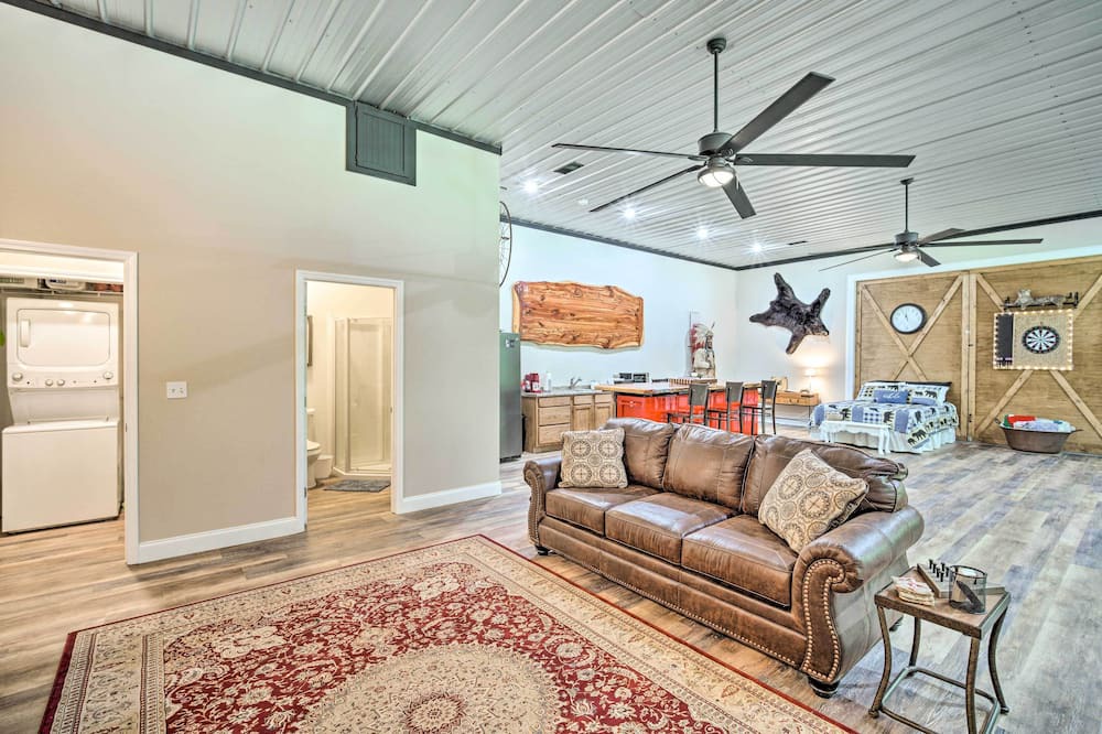 Photo of Others in Centre