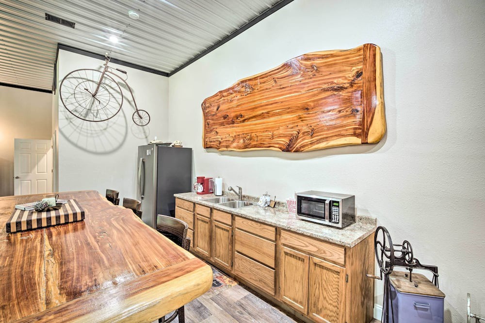 Photo of Kitchen in Centre