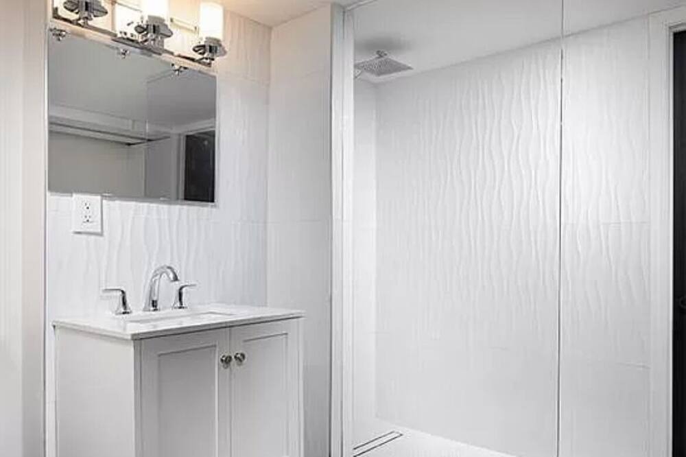 Photo of Bathroom in Merriam
