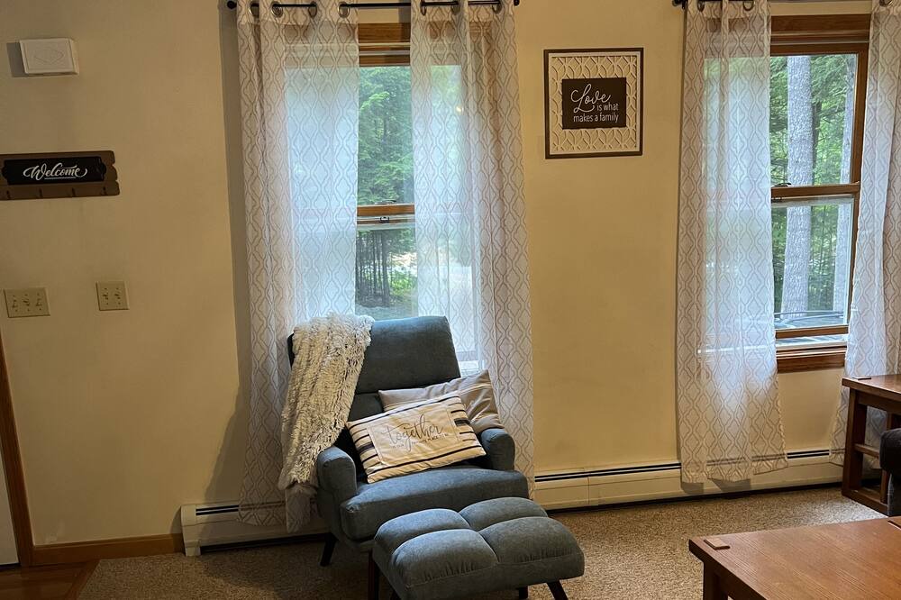 Photo of Bedroom in Wolfeboro