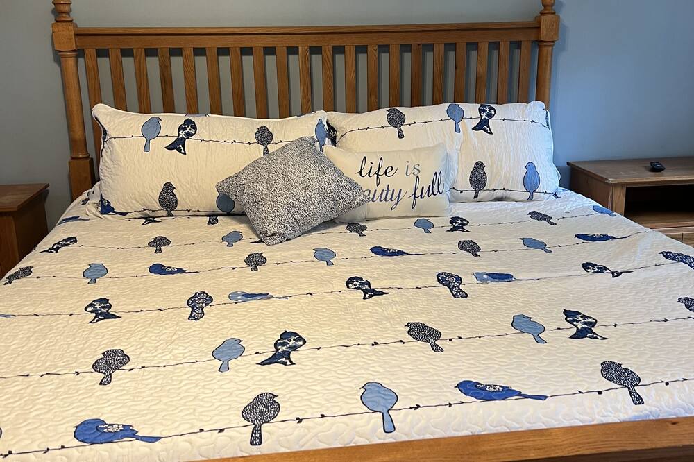 Photo of Bedroom in Wolfeboro