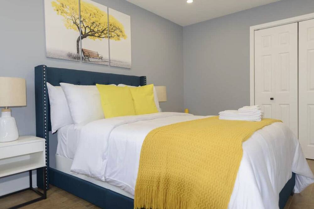 Photo of Bedroom in Owen Sound