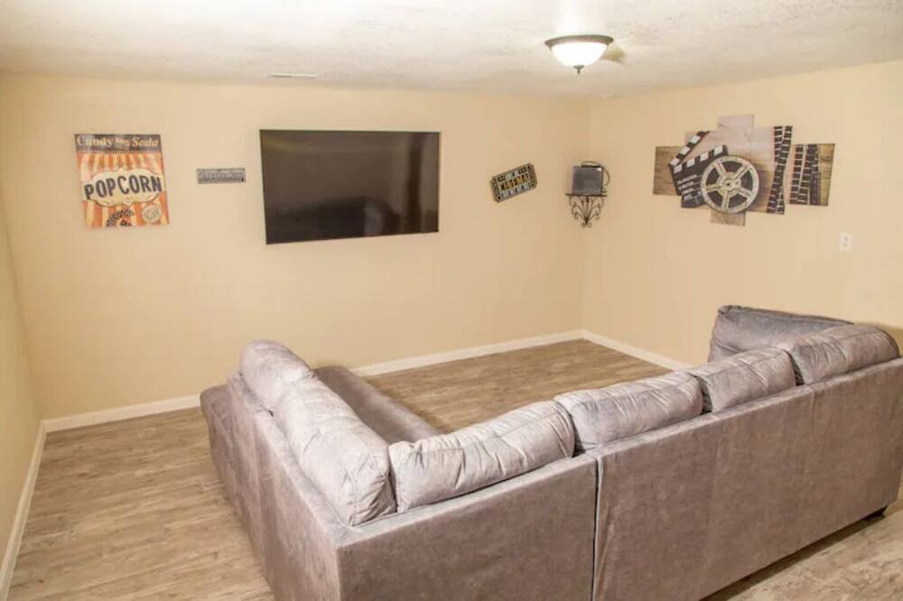Photo of Livingroom in Dodge City
