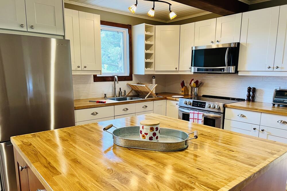 Photo of Kitchen in Saint-Denis-de-Brompton