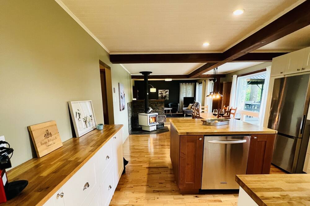 Photo of Kitchen in Saint-Denis-de-Brompton