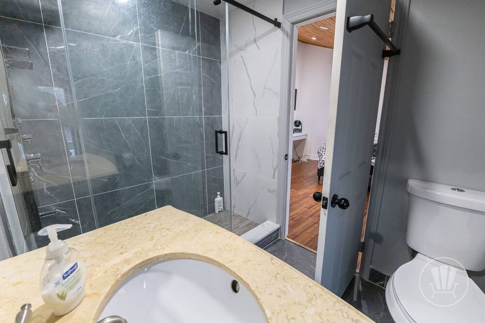 Photo of Bathroom in Alcona