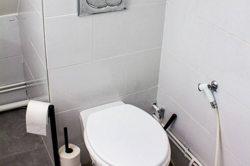 Photo of Bathroom in Roissy-en-Brie