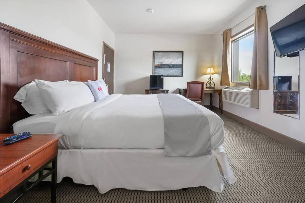 Photo of Bedroom in Gonzales