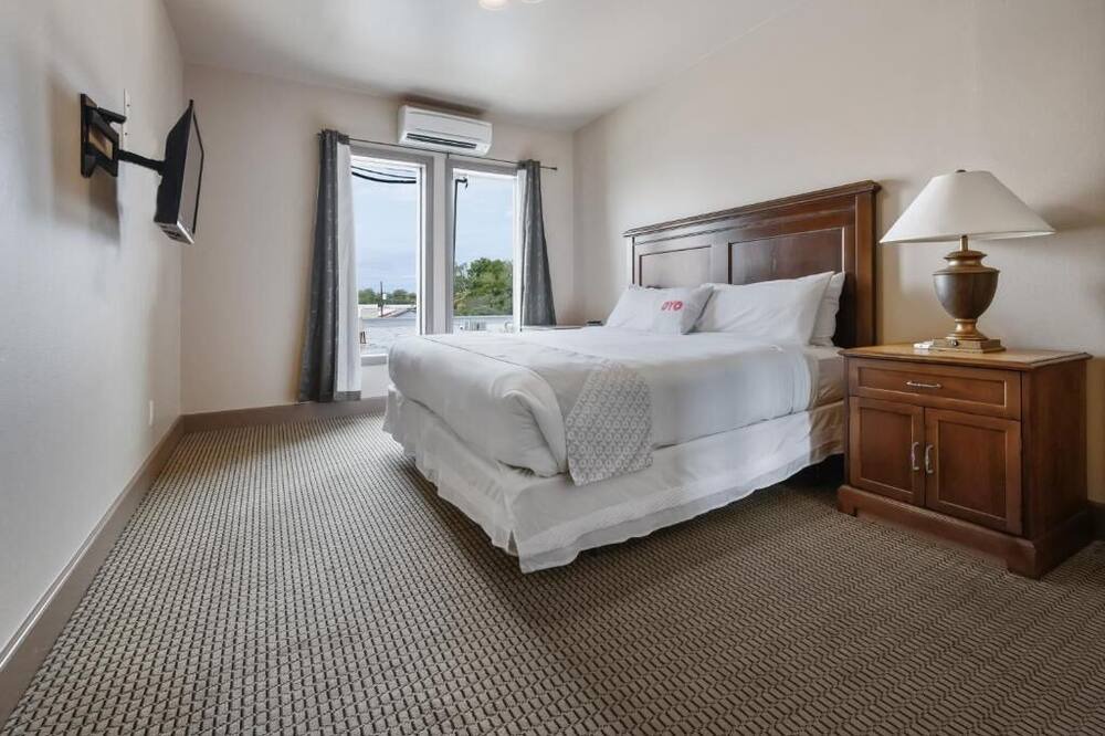 Photo of Bedroom in Gonzales