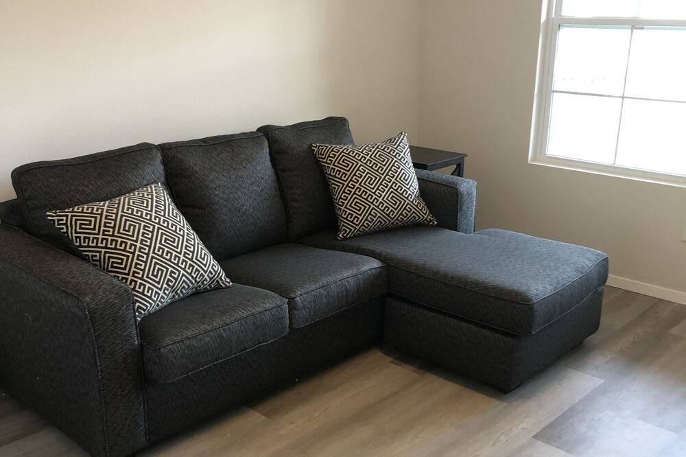 Photo of Livingroom in Bixby