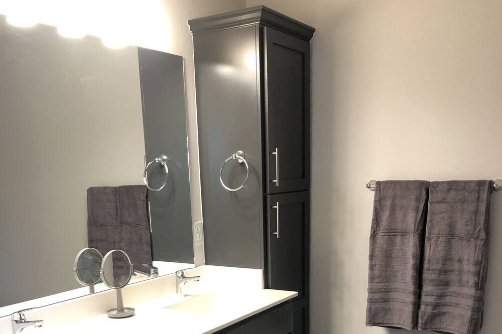Photo of Bathroom in Bixby