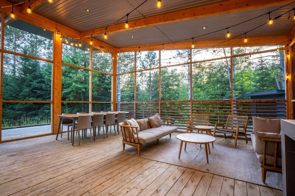 Photo of Livingroom in St-Adolphe-d'Howard