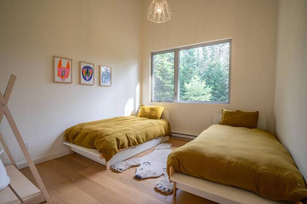 Photo of Bedroom in St-Adolphe-d'Howard