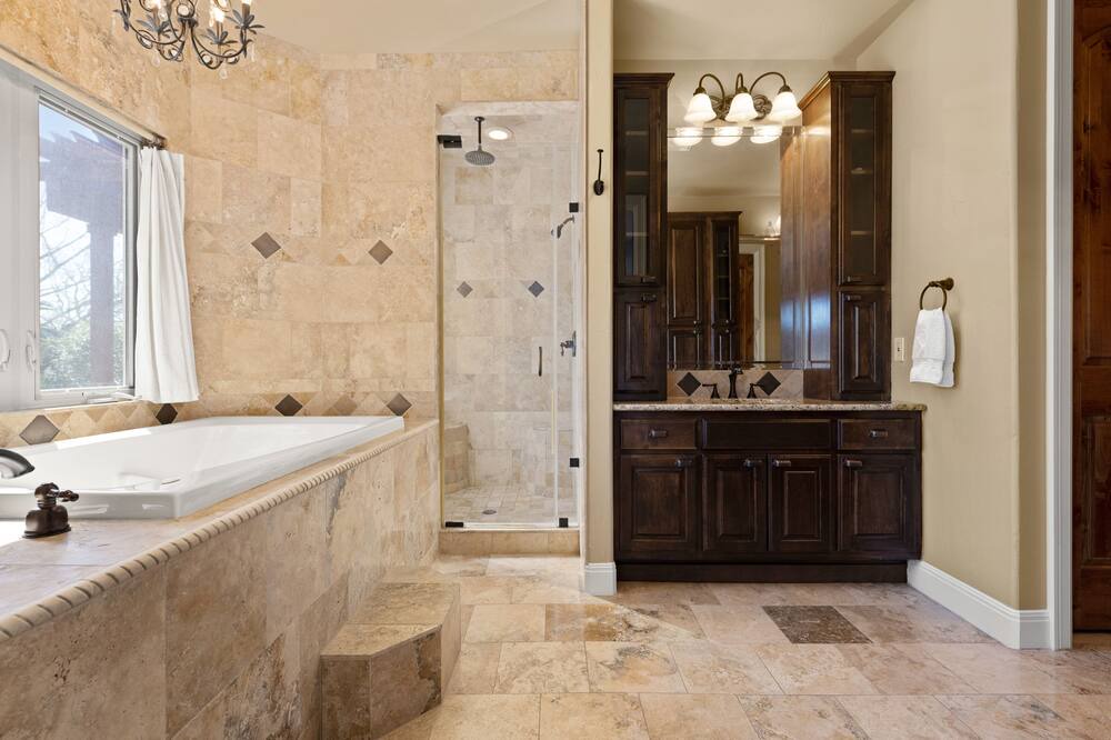 Photo of Bathroom in Horseshoe Bend Estates