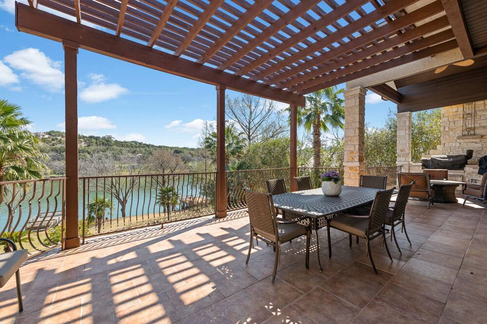 Photo of Patio Balcony in Horseshoe Bend Estates