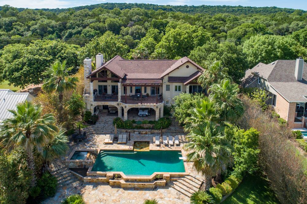 Photo of Outdoor in Horseshoe Bend Estates
