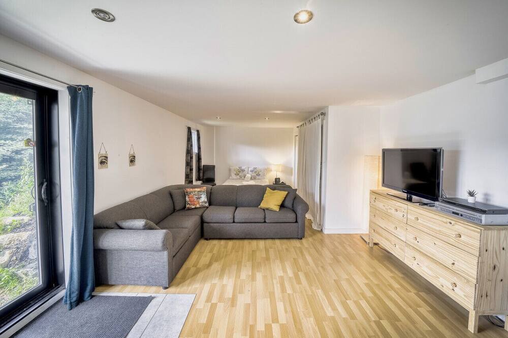 Photo of Livingroom in Sainte-Emelie-de-L'Energie