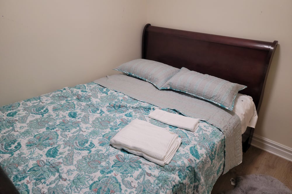 Photo of Bedroom in Dartmouth