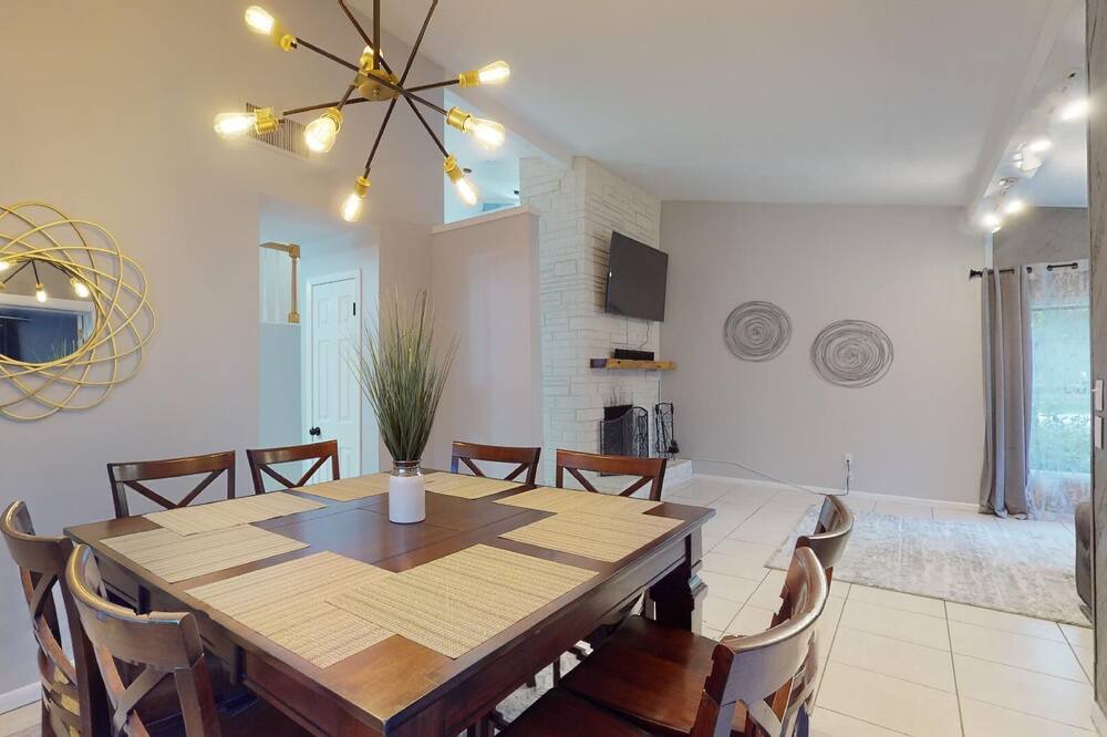 Photo of Kitchen in Melbourne Village