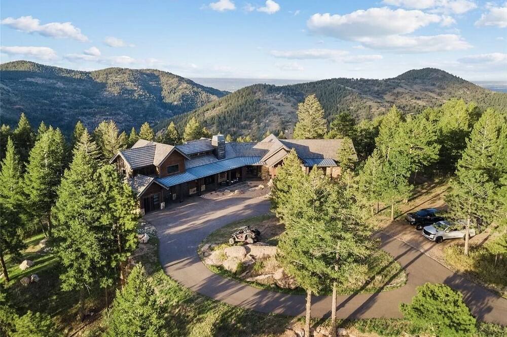 Photo of Outdoor in Indian Hills