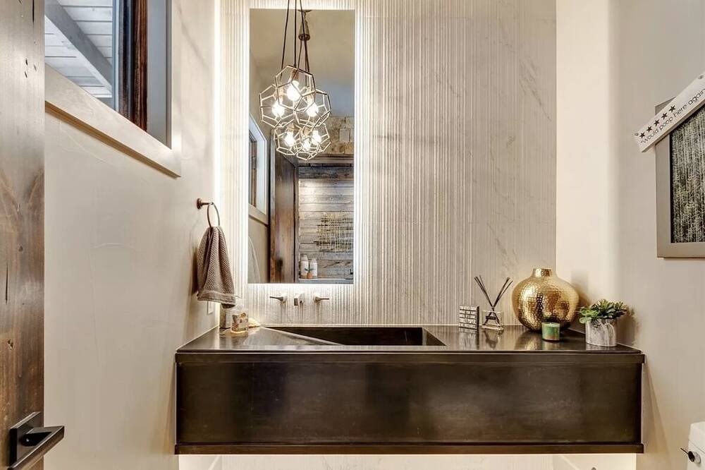 Photo of Bathroom in Indian Hills