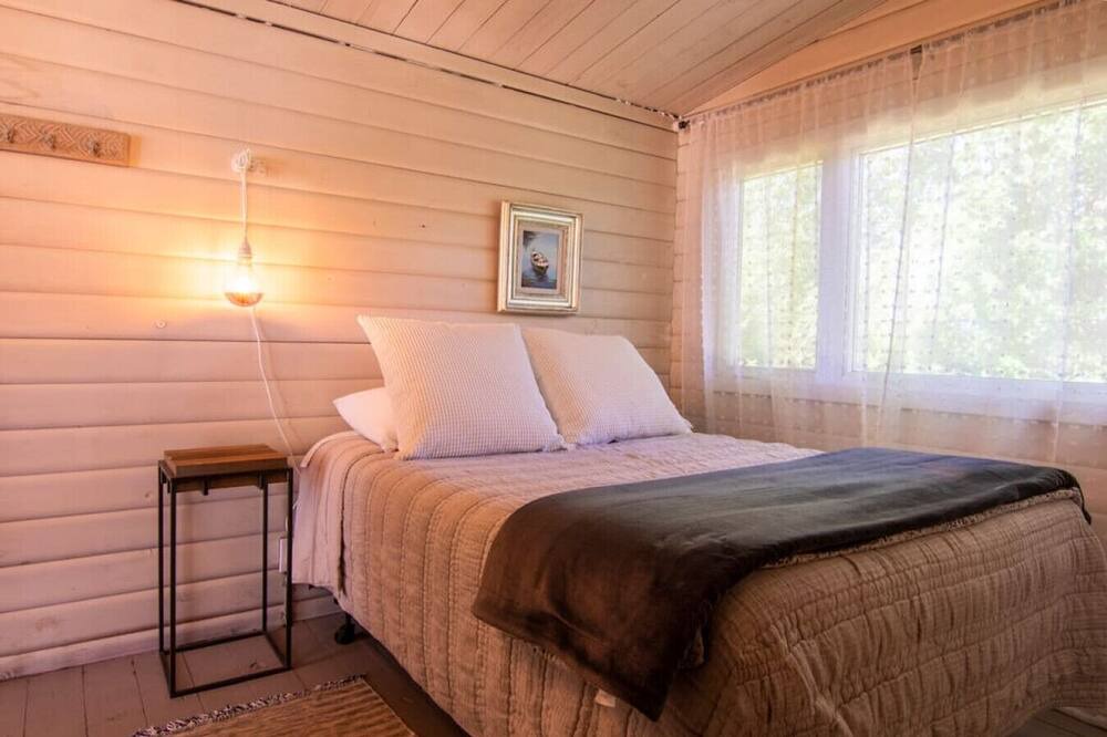 Photo of Bedroom in Saint-Georges-de-Clarenceville