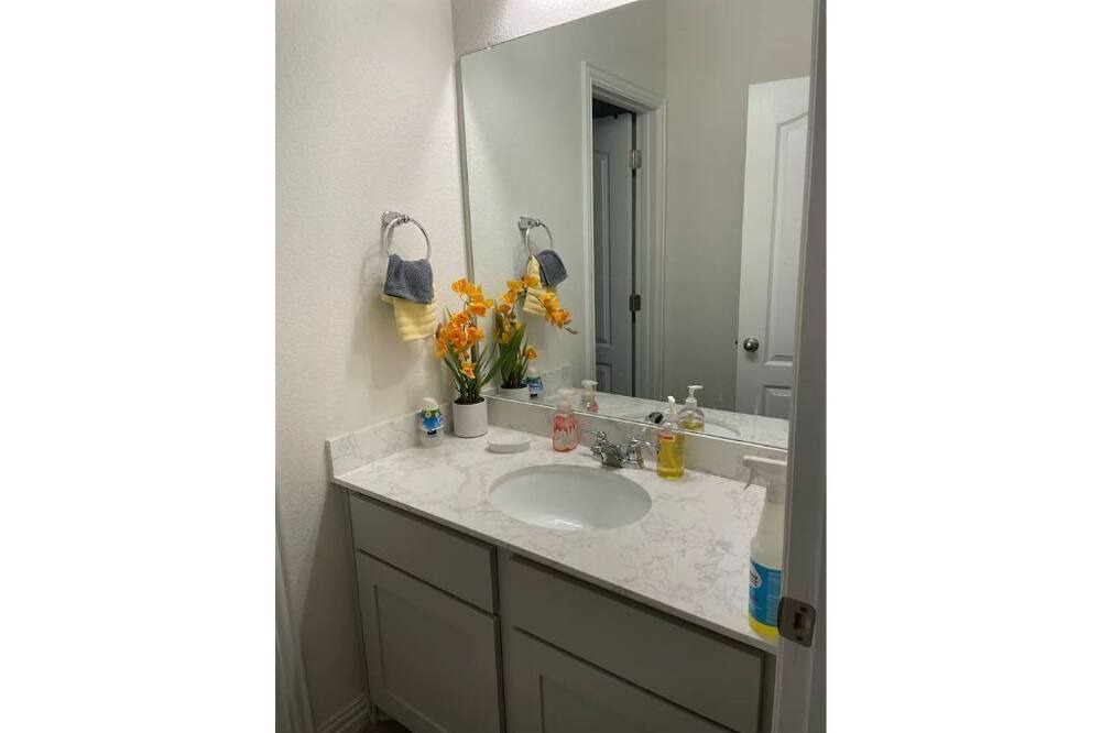 Photo of Bathroom in Buda