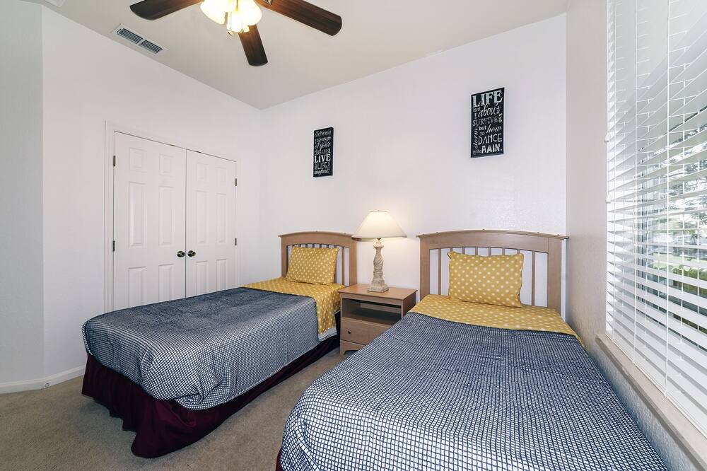 Photo of Bedroom in Trafalgar Village