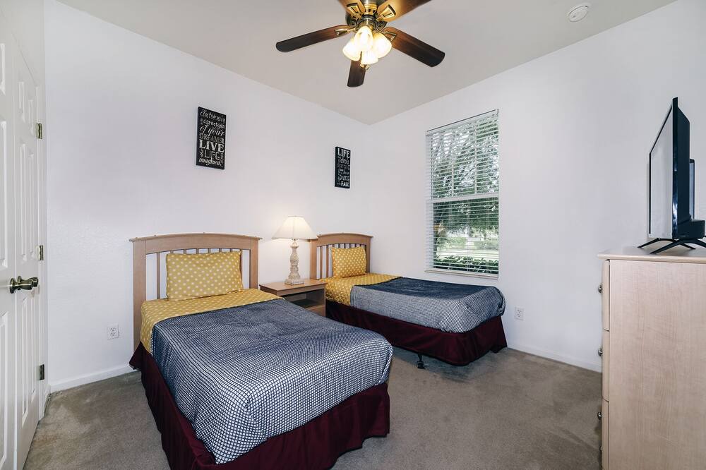 Photo of Bedroom in Trafalgar Village