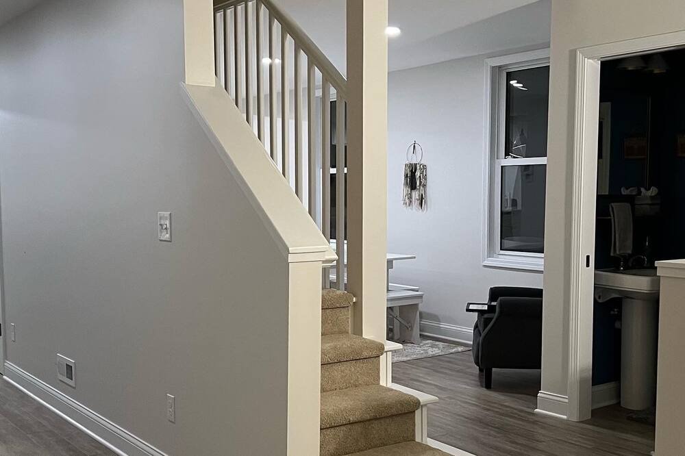 Photo of Livingroom in Kalamazoo